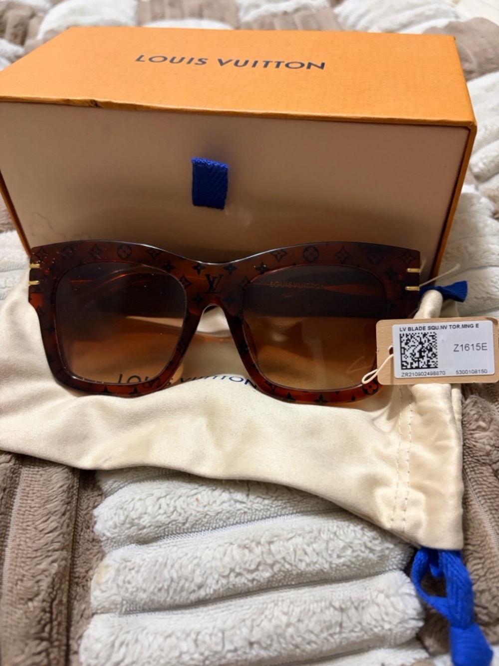 Louis Vuitton Brown Gradient Square Sunglasses with Gold Accents